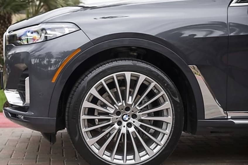 are-pirelli-tires-good-we-explain-the-pros-cons-of-pirelli-tires